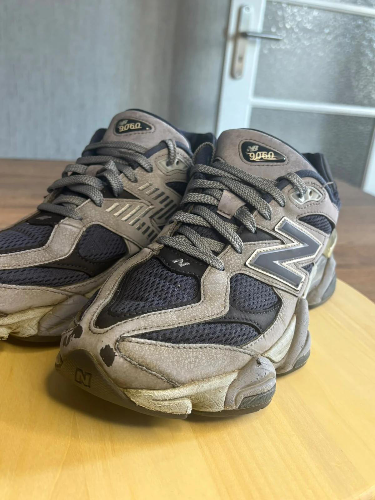 Baskets New Balance 9060 Gris & Bleu Taille 43 Sneakers Homme Running U9060