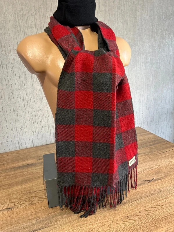 Echarpe Abercrombie Fitch Homme Carreaux Rouges Et Gris Laine Franges – Abercrombie & Fitch 3