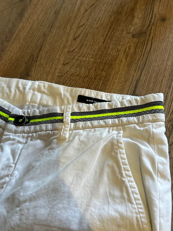 Short Mason's Beige Bande Jaune Fluo Taille 46 – Mason's – taille W36 | FR 46 4