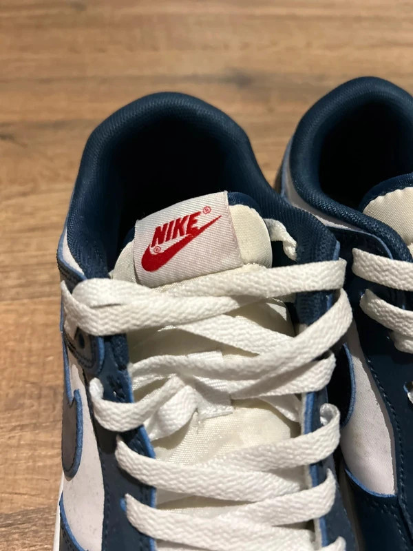 Baskets Nike Dunk Low Vintage Navy Bleu Marine et Blanc Homme Taille 44 (US 10) – Nike – taille 44 4