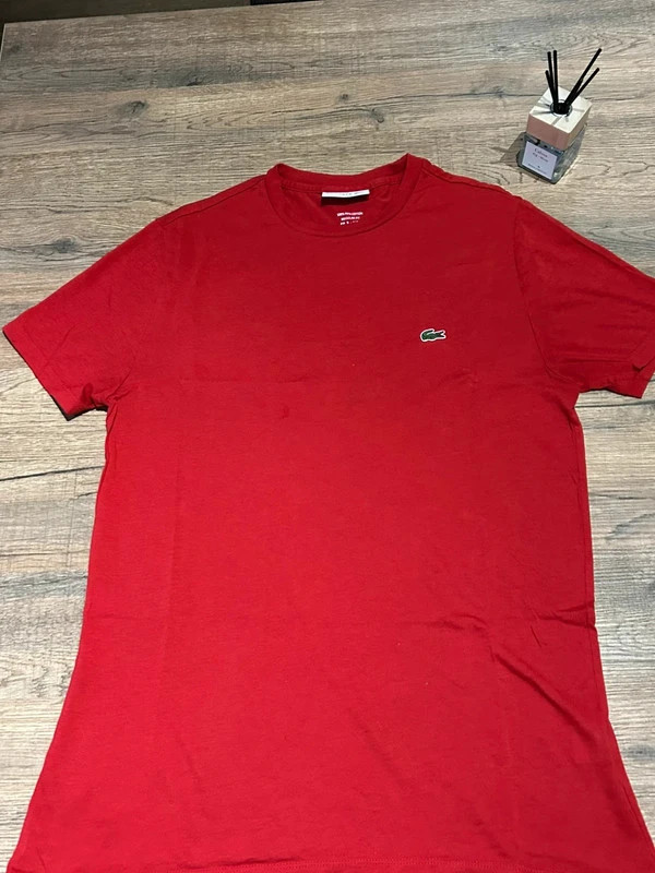 T shirt lacoste taille S couleur rouge homme – Lacoste – taille S 2