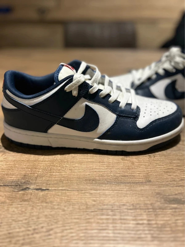 Baskets Nike Dunk Low Vintage Navy Bleu Marine et Blanc Homme Taille 44 (US 10)