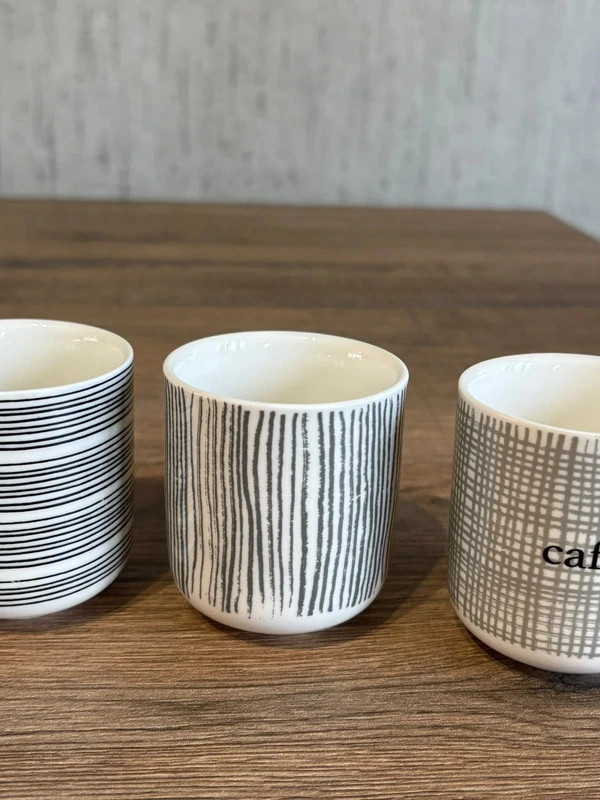 Lot 6 Tasses Espresso Cafe Maisons du Monde Porcelaine Noir Et Blanc Graphique – Maisons du Monde 5