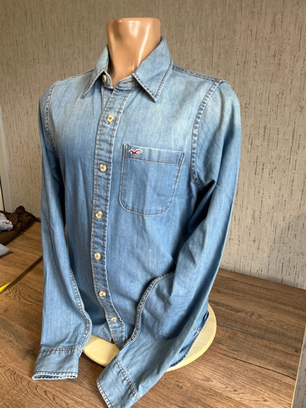 Chemise En Jean Hollister Bleu Clair Homme Taille M Logo Mouette Brode Coton – Hollister – taille M 2