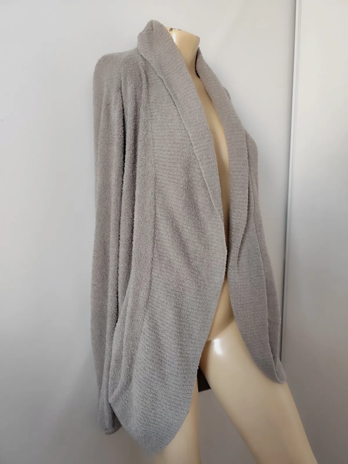 superbe gilet taille 36  – INDEPENDANTE – taille S 3