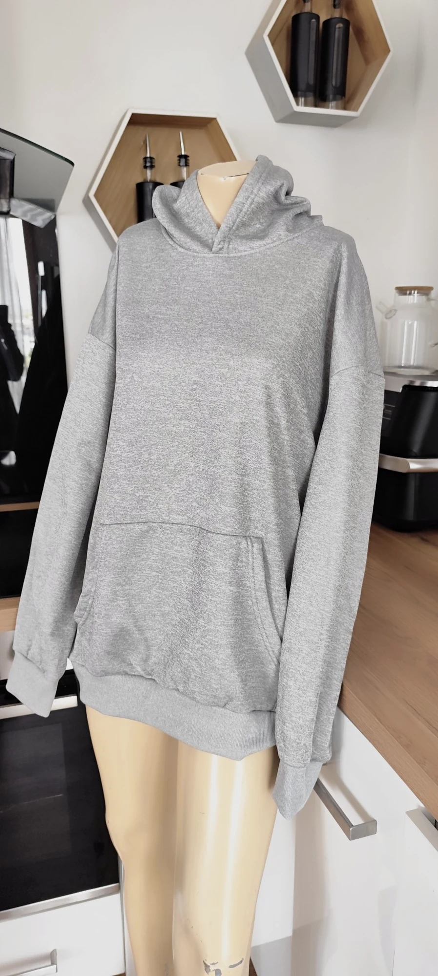 superbe pull sweat a capuche taille xl  