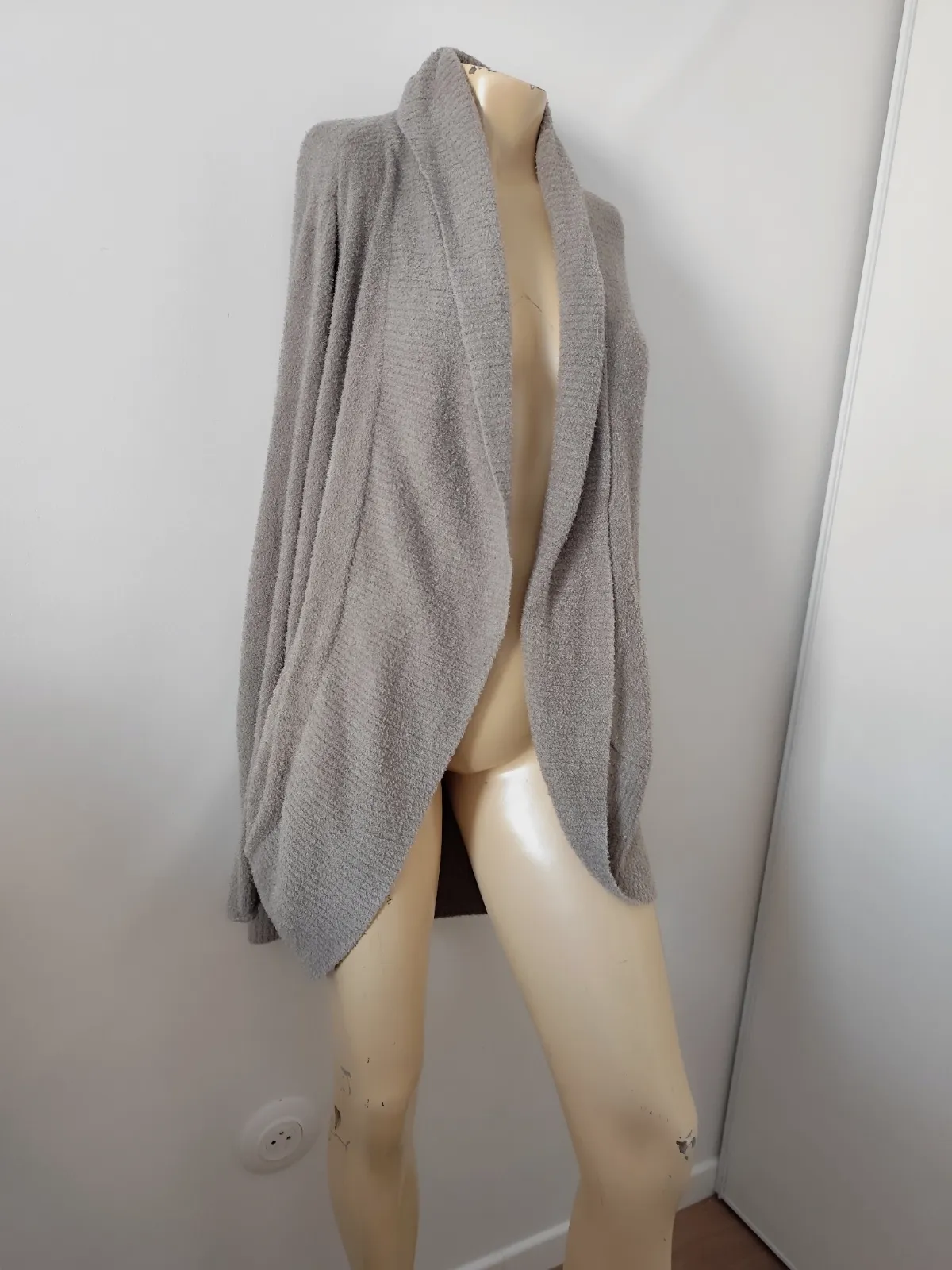 superbe gilet taille 36  – INDEPENDANTE – taille S 4