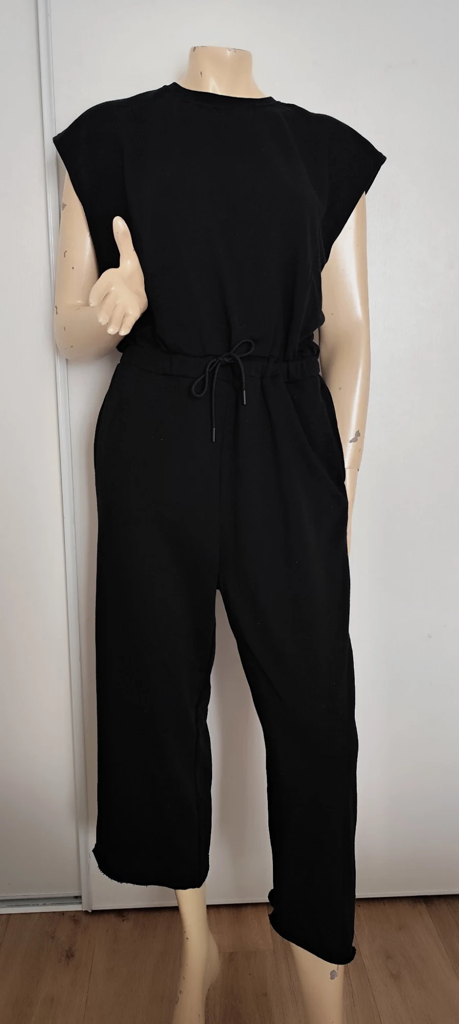 superbe combinaison salopette decontracter noir taille 38 noisy may neuf avec et