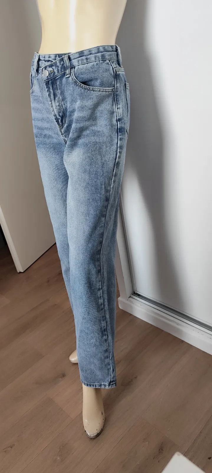 superbe pantalon en jean taille 36 86 %coton 8 % viscose 6 % polyestere (1) – independante – taille 36 4