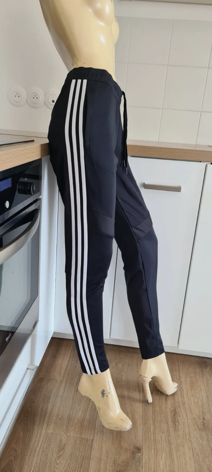 tres jolie bas de survetement homme noir et blanc taille s aerroready fermeture – Adidas – taille S 5