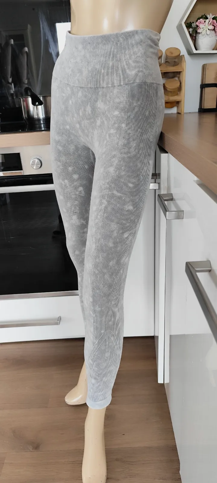 superbe leggings sport gris taille L   – independante – taille L 3