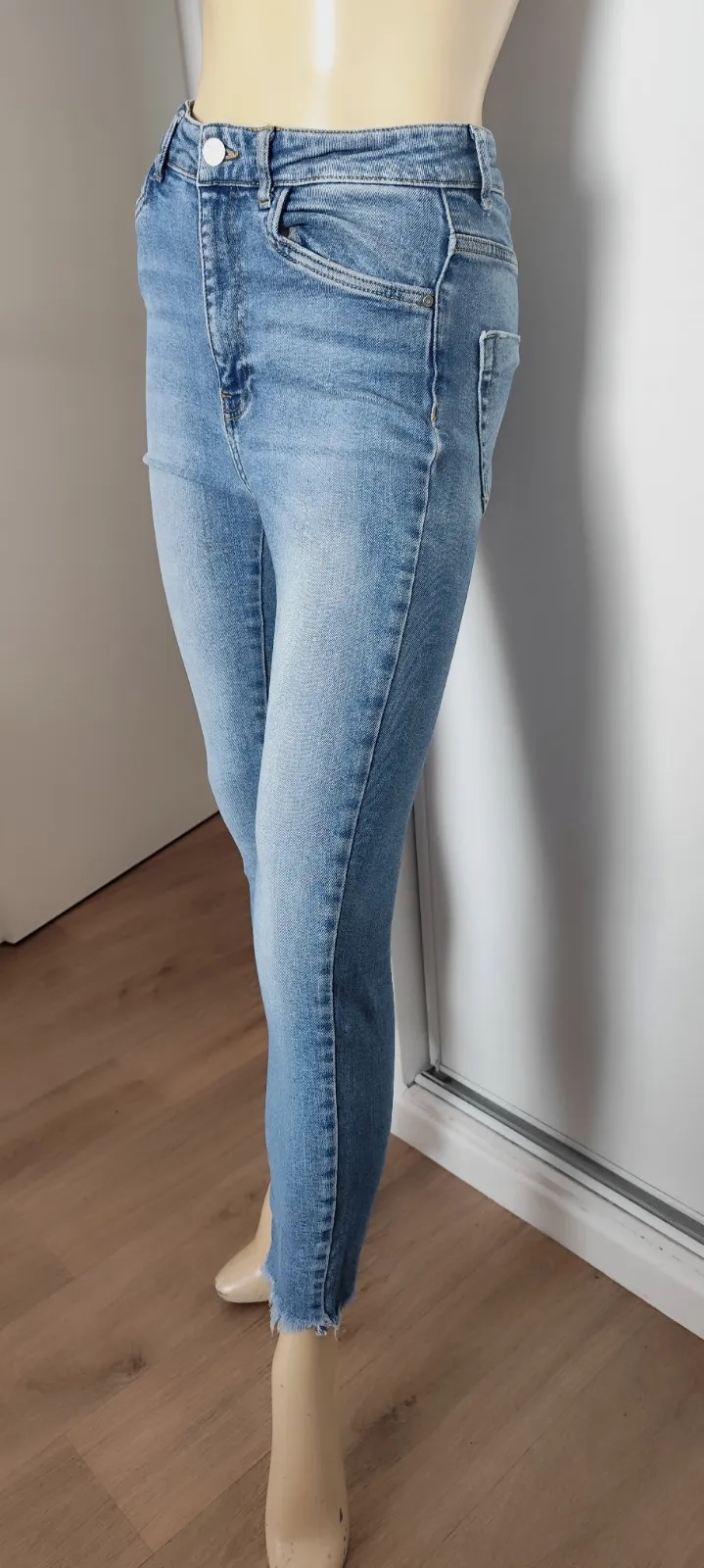 superbe pantalon jeans zara taille 38 tres belle coupe stretch – Zara – taille 38 3