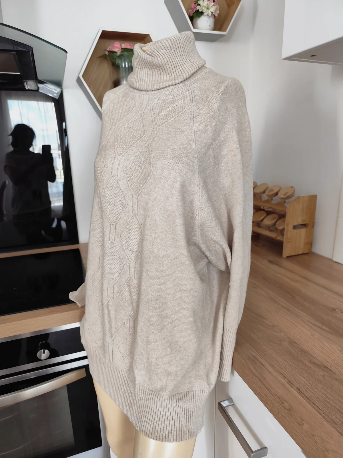 superbe pull long col roule taille 38 – INDEPENDANTE – taille M 2