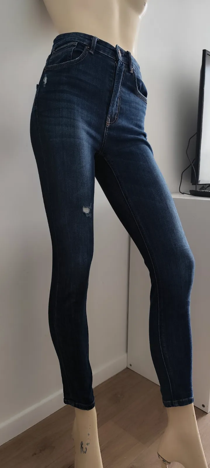 superbe pantalon jeans slim taille 36 bershka  – Bershka – taille 36 4