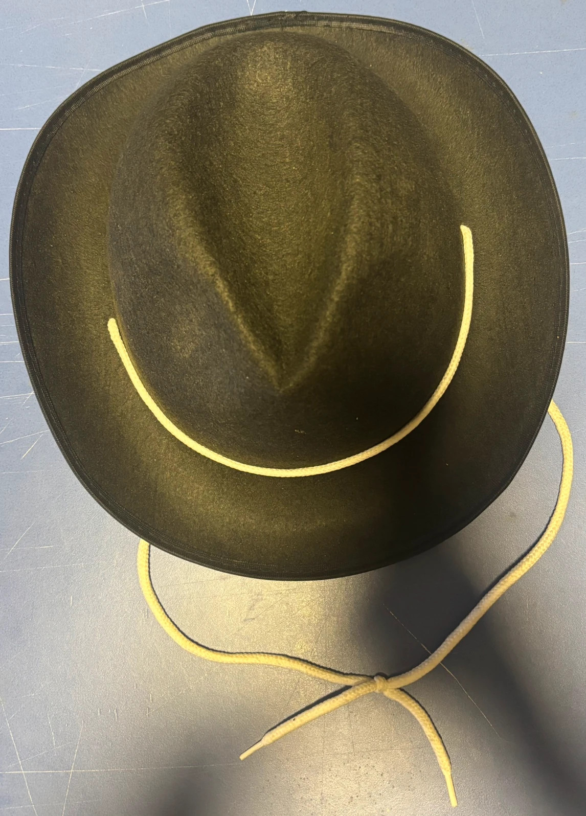 Sombrero vaquero negro con cordón blanco – taille Taille unique 3