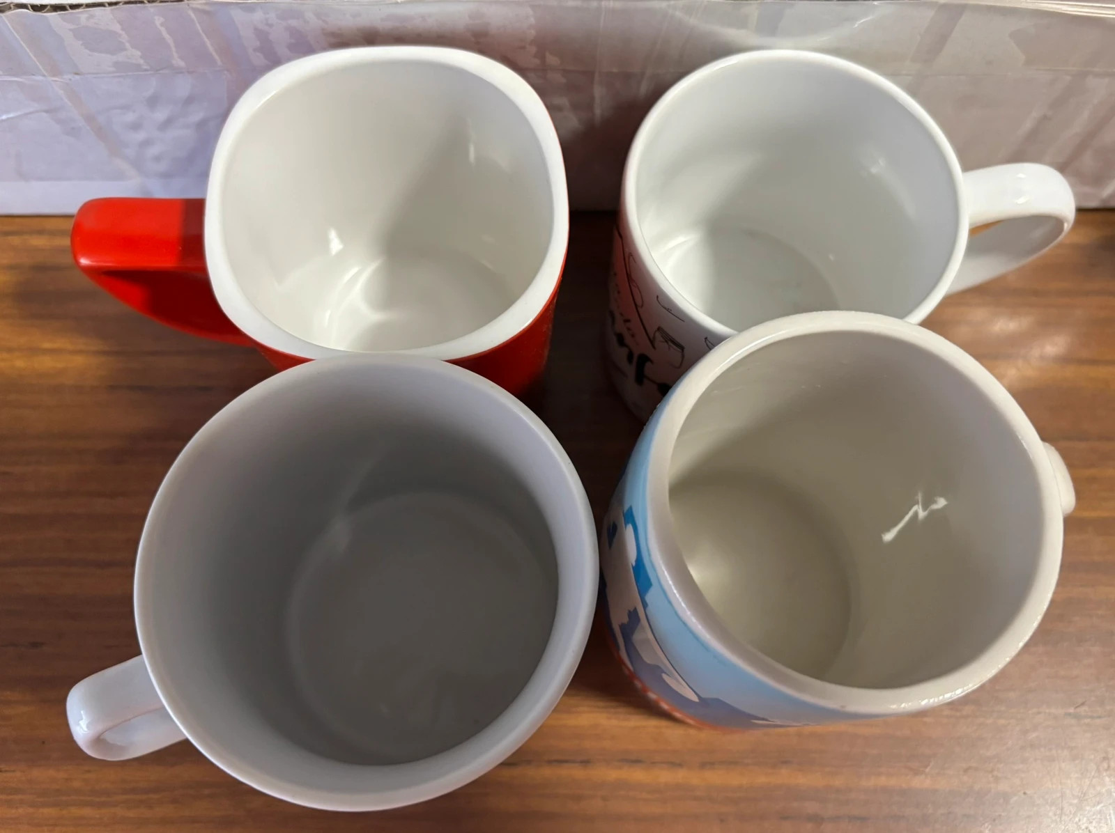 Lote 4 tazas publicitarias vintage de cerámica – Variadas. 4