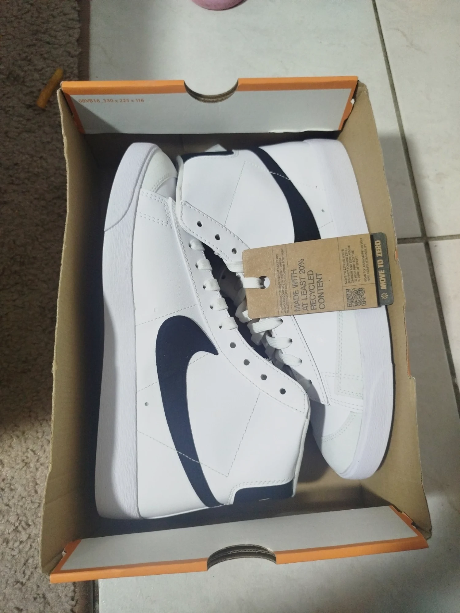 Baskets Nike Blazer Mid 77 blanches 