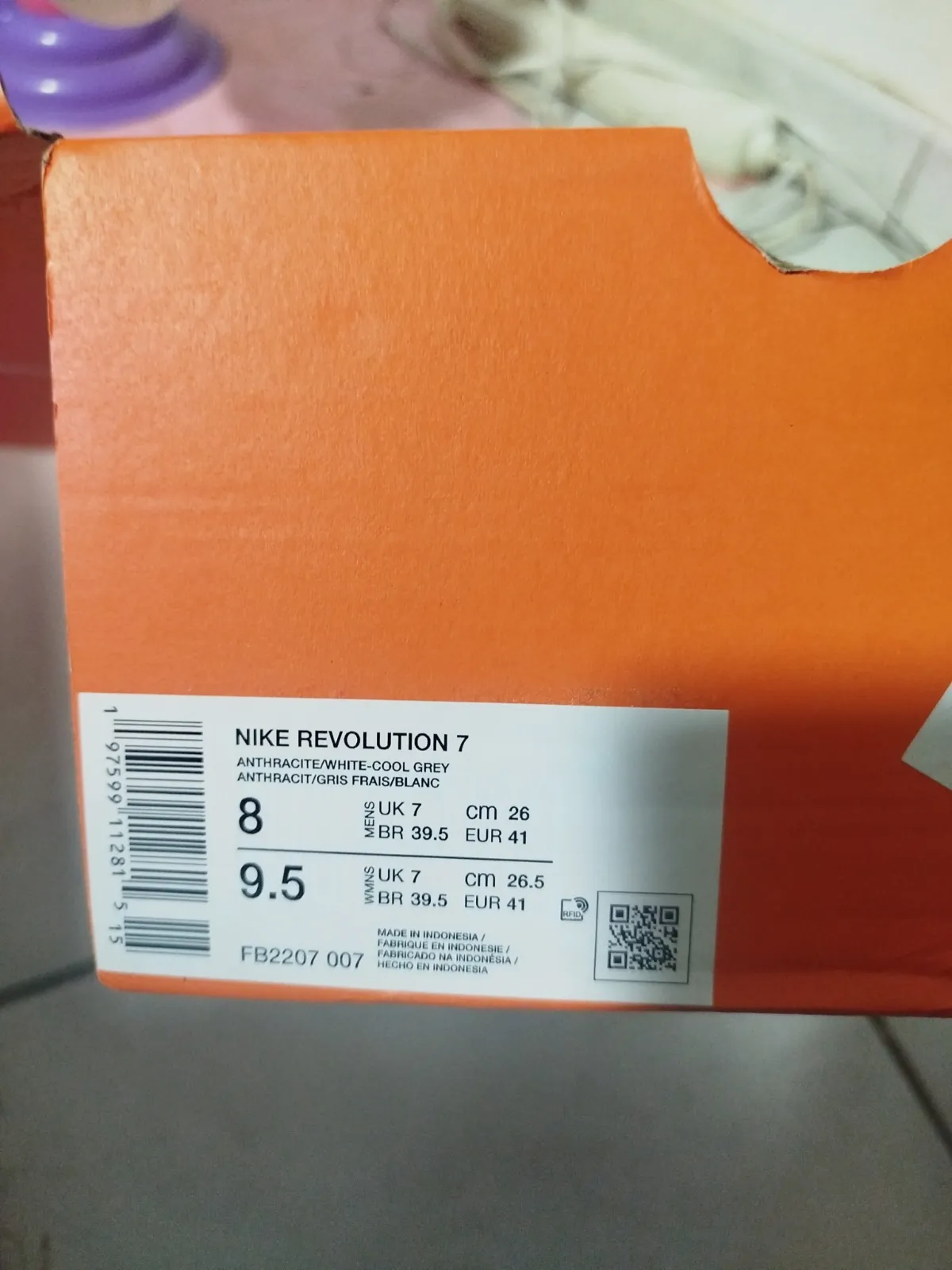 Baskets Nike Revolution 7 Noir et Gris – Nike – taille EU 41 2