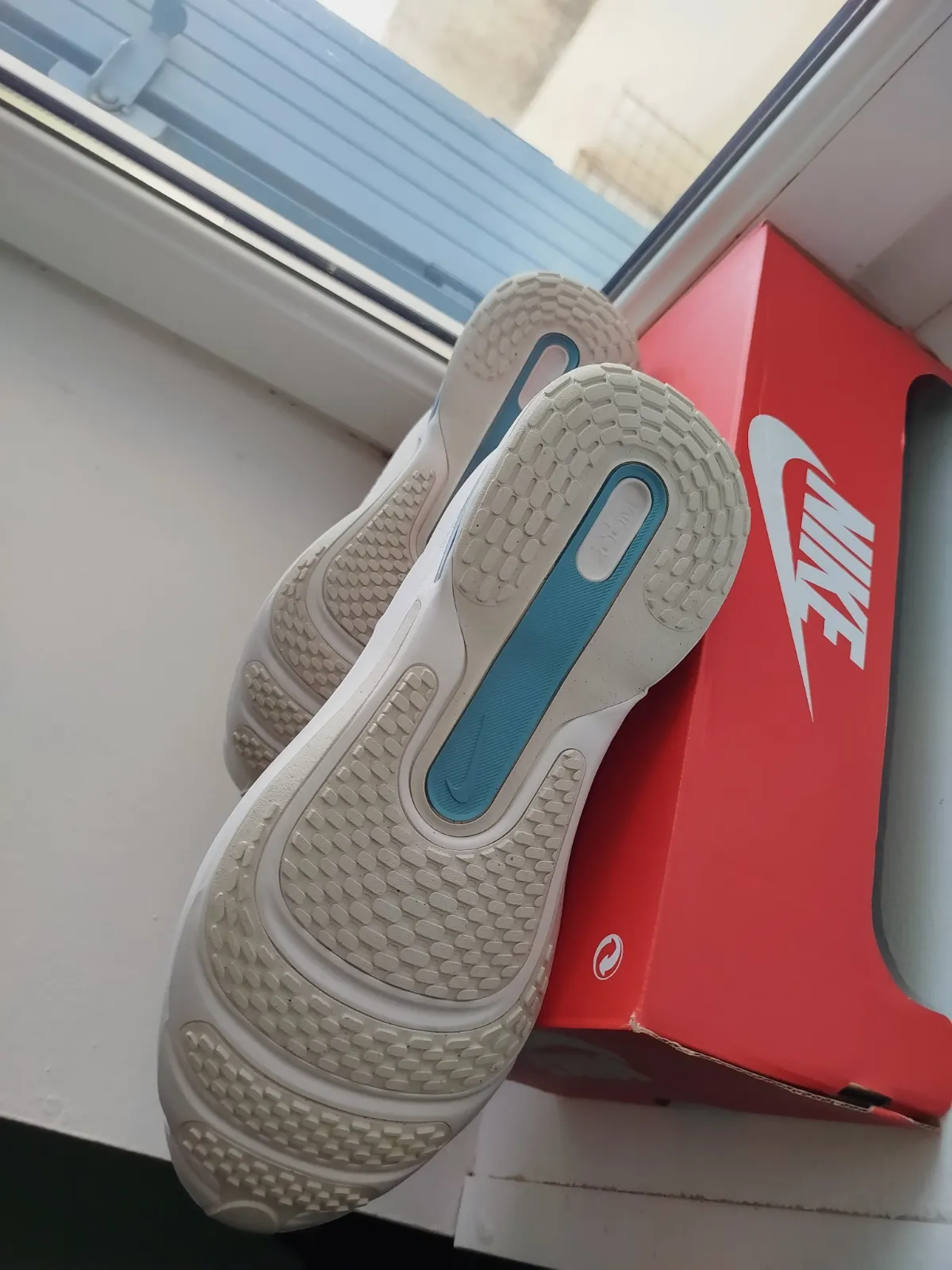 Basket Nike Zoom upturn taille 38.5neuf – Nike – taille EU 38 6