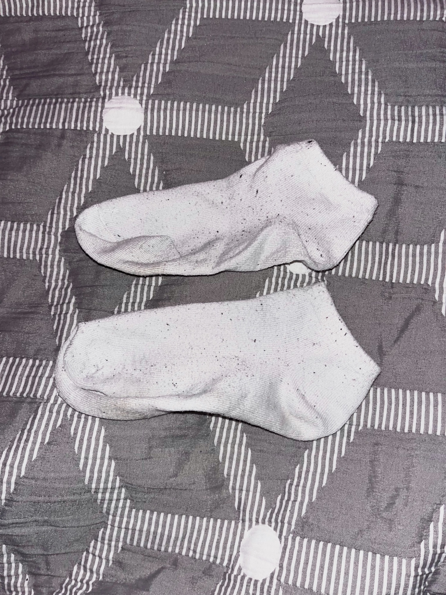 White ankle socks 