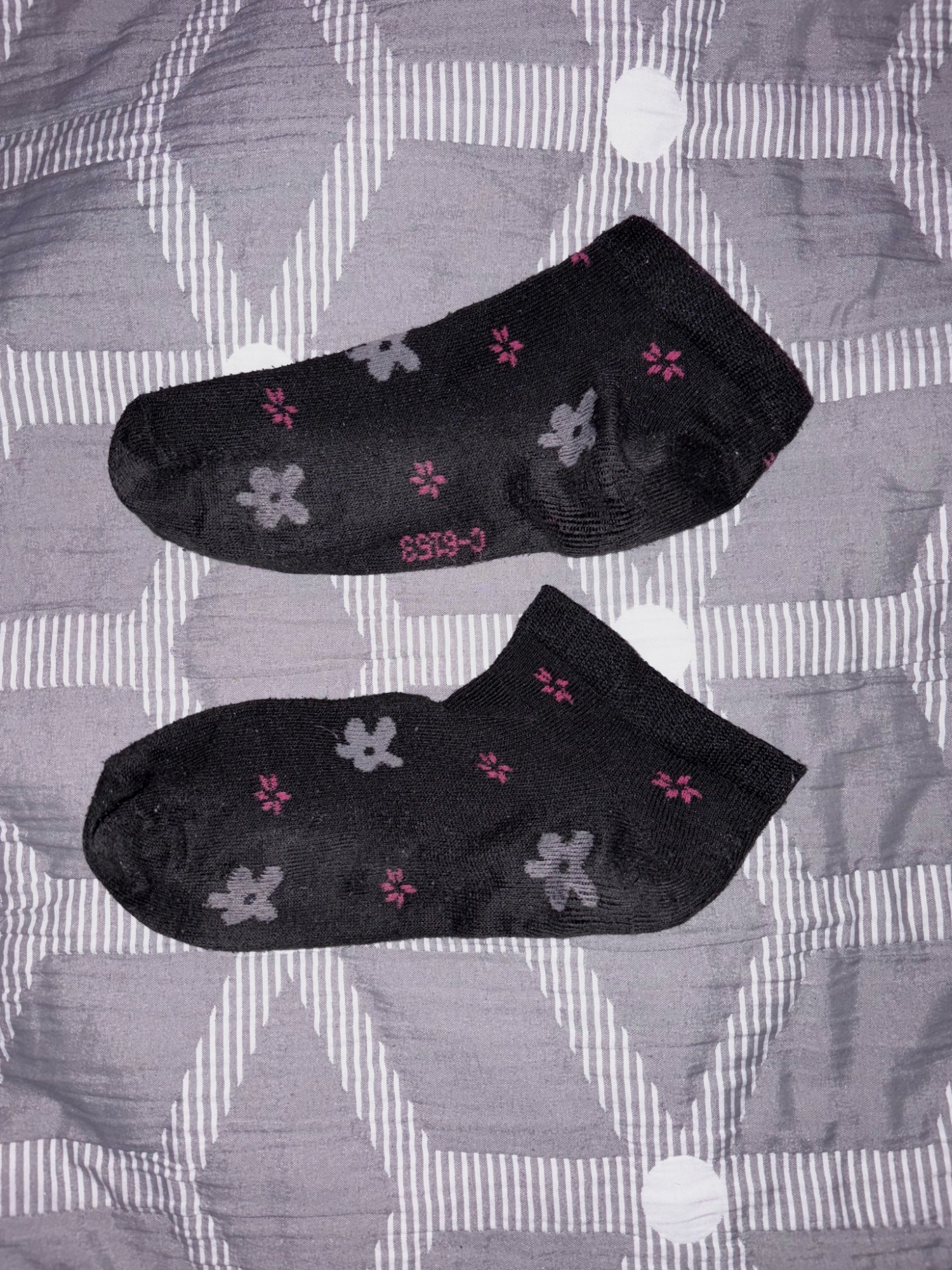 Black ankle socks 