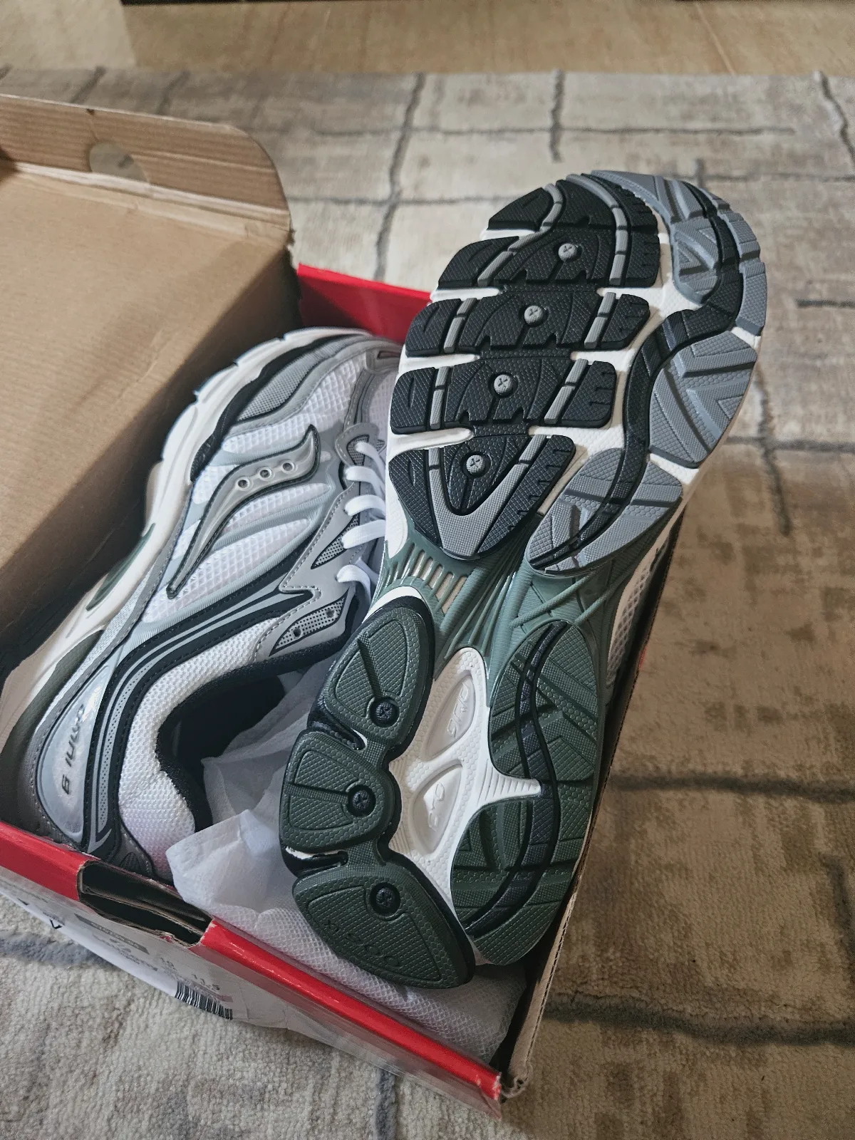 Zapatillas saucony – 55 – taille EU 44 5