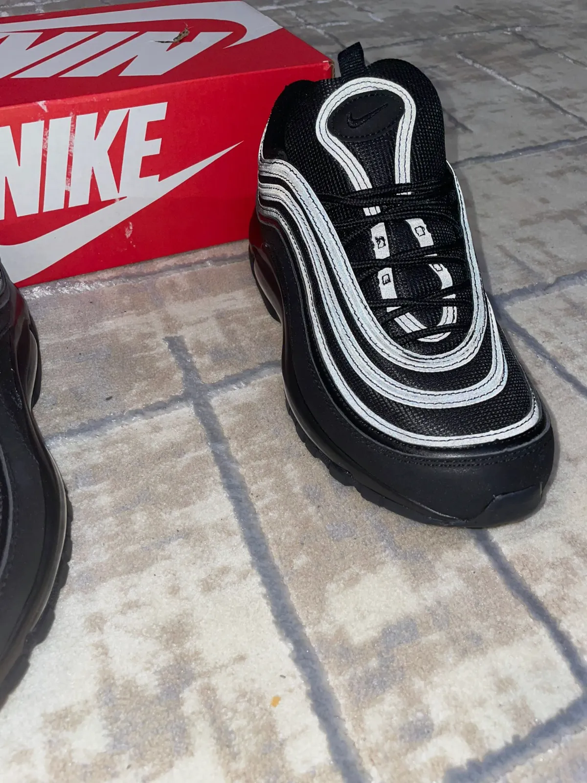 Zapatillas reflectores  – Nike – taille EU 41 2