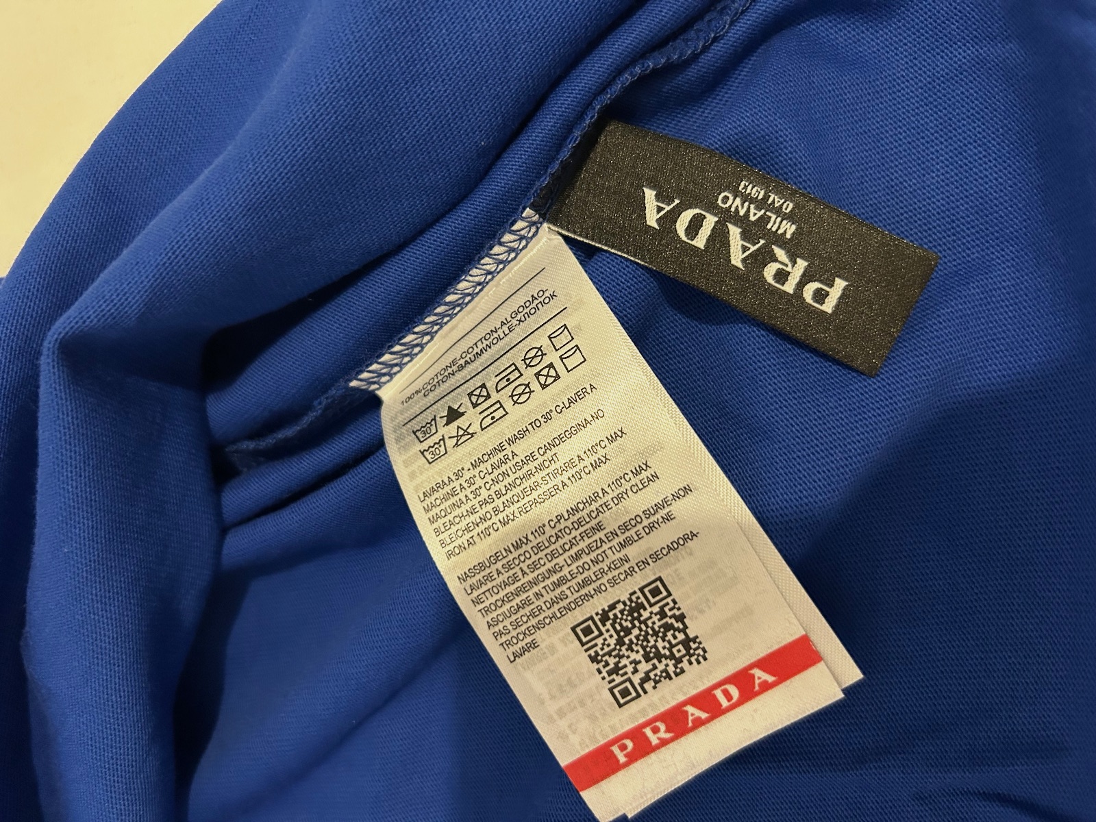 Tee-shirt Prada bleu – Prada – taille M 4