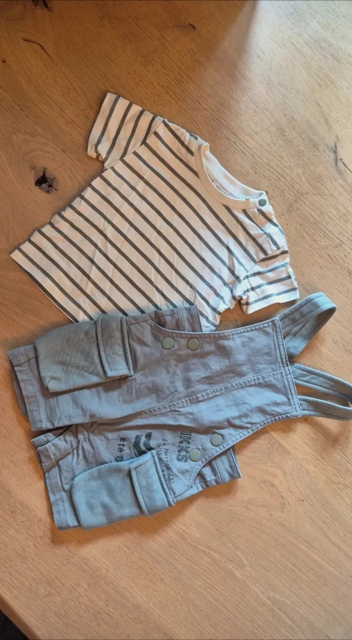 Ensemble bébé salopette et tee-shirt – IKKS – gris et blanc 3
