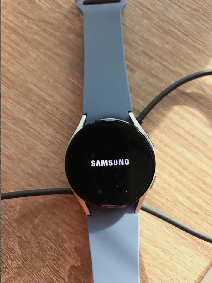 Montre connectée Samsung Galaxy Watch5 – Samsung – bleu 4