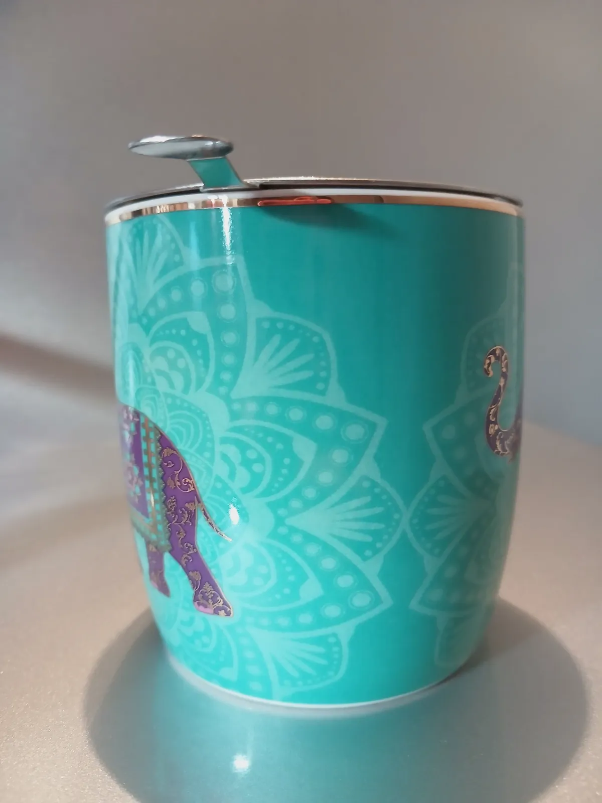 Tisanière Éléphant Sacré Porcelain Fine Bone China + Infuseur Inox – Sans marque 2