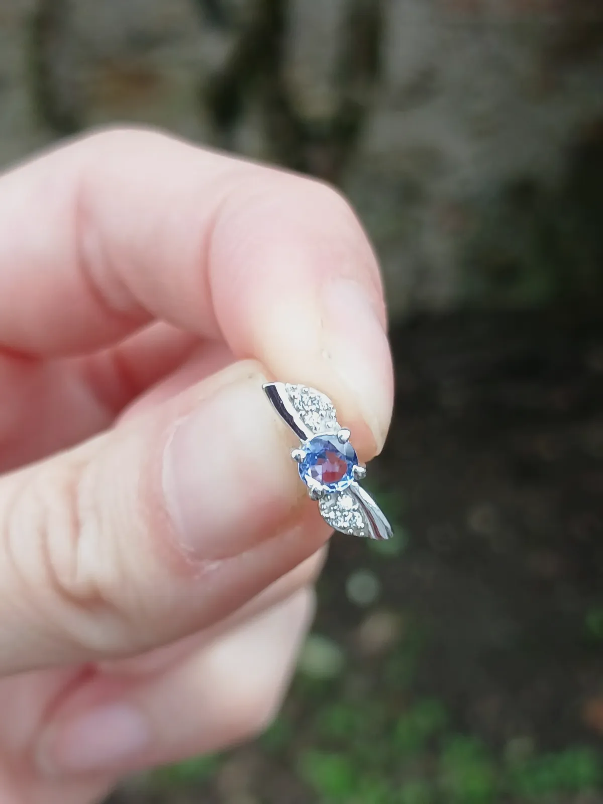 Pendentif tanzanite et argent rhodié