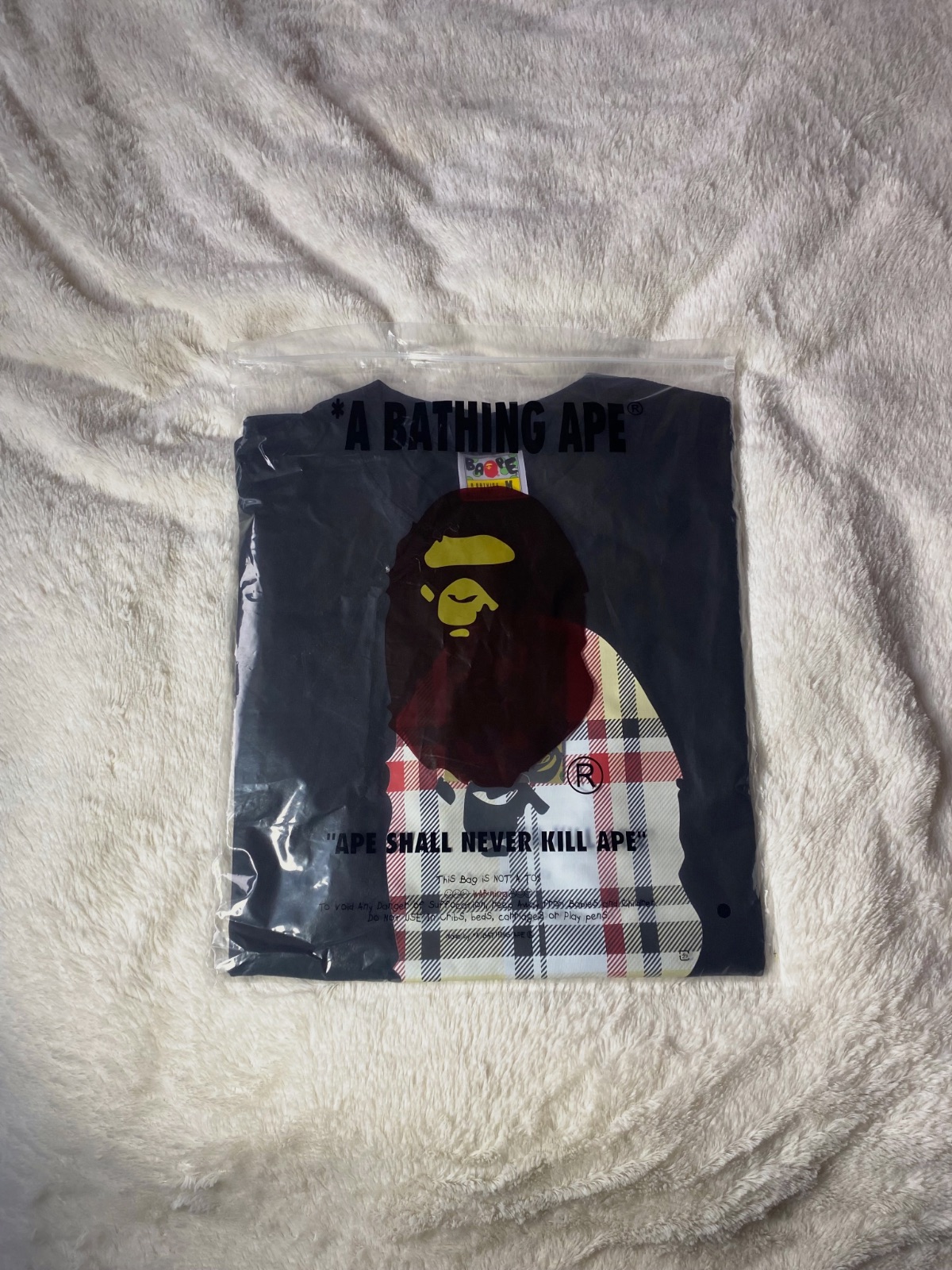 T-shirt noir A Bathing Ape motif Burberry Taille M – A Bathing Ape – taille M 3