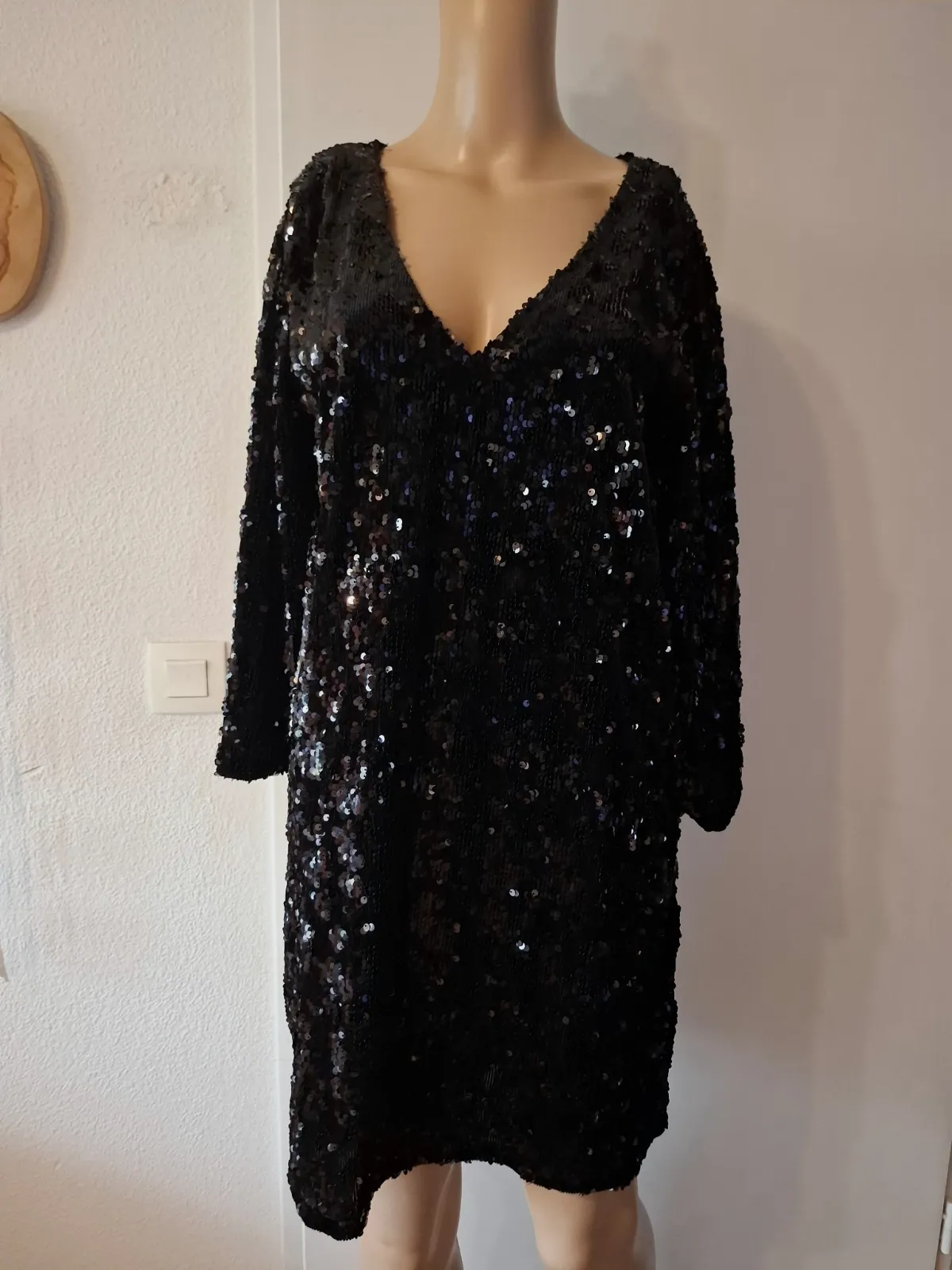 Robe à sequin atelier noir  evene taille s/m en très bon état – Atelier evene – taille S 5