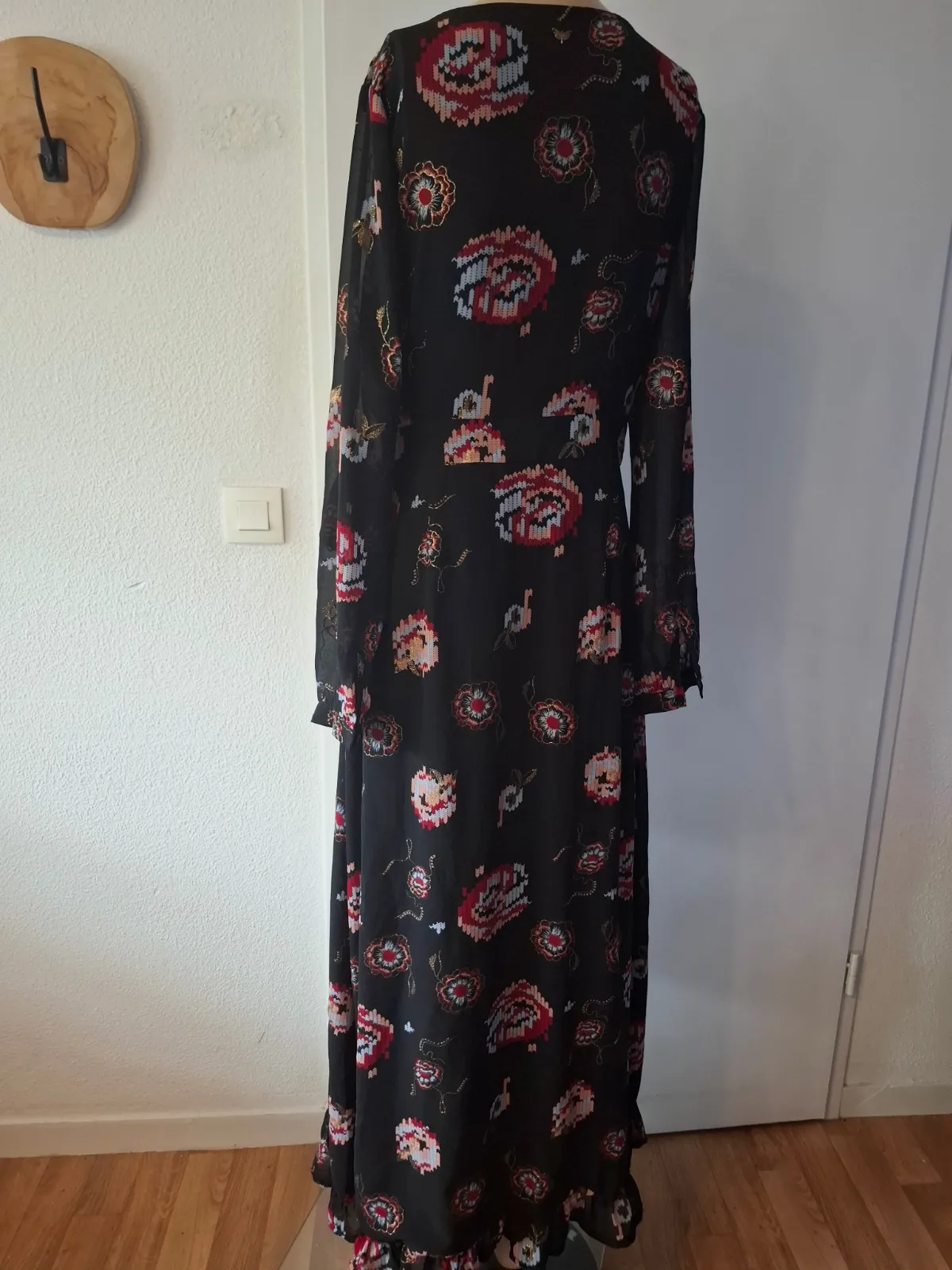 Robe longue les petites bombes fleuri taille M en tres bon etat – Les petites bombes – taille M 8