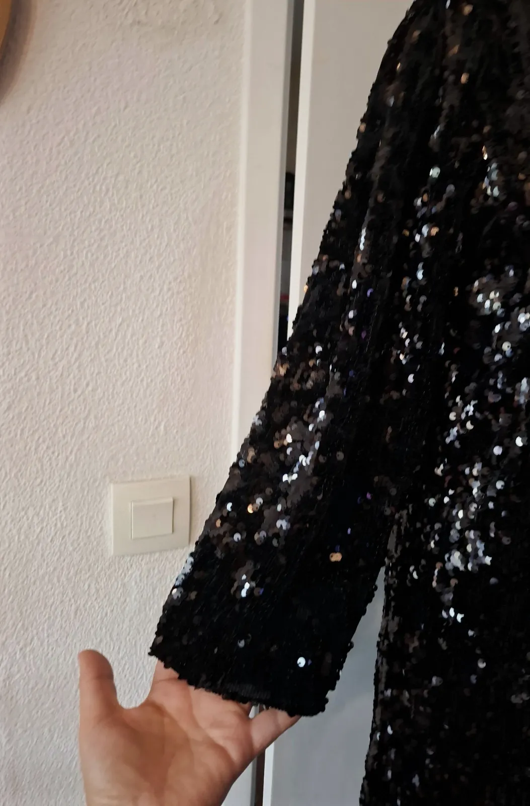 Robe à sequin atelier noir  evene taille s/m en très bon état – Atelier evene – taille S 3