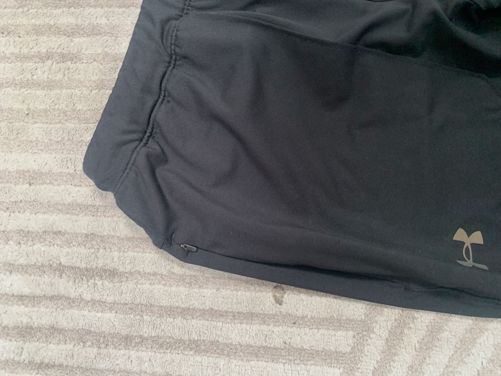 Pantalon Under Armour Rush Fitted Pant noir – Under Armour – taille M 8