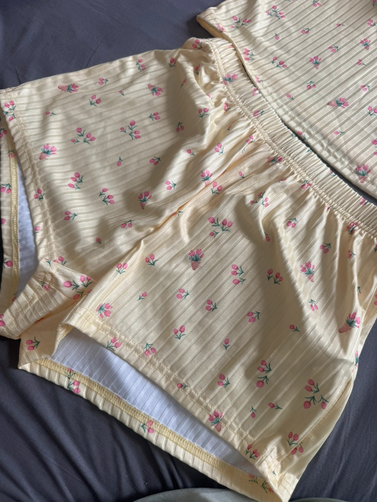 Pyjama fleuri – Shein – taille M / 38 / 10 3