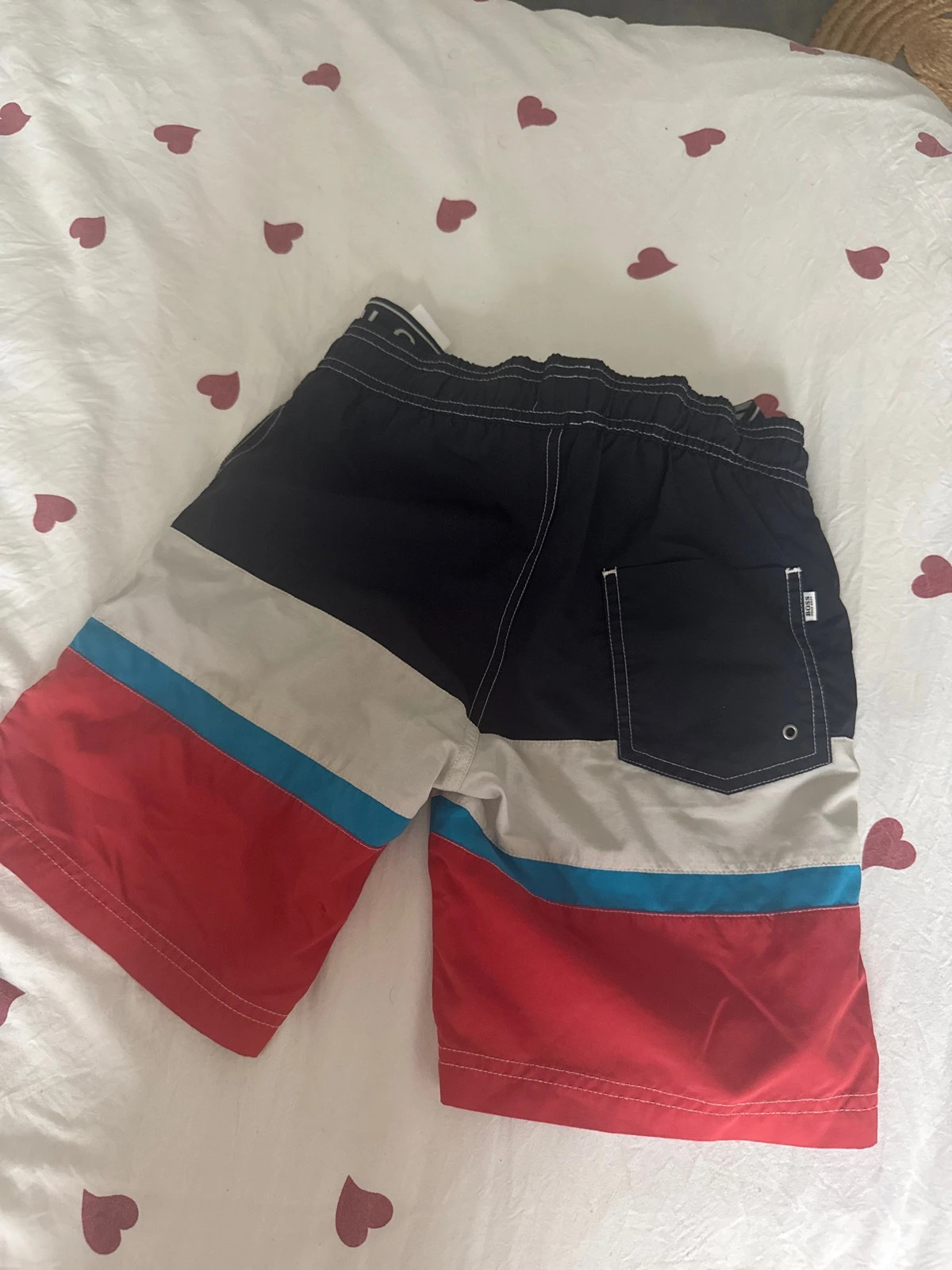 Short de bain – Hugo Boss – taille 10 ans / 140 cm 3