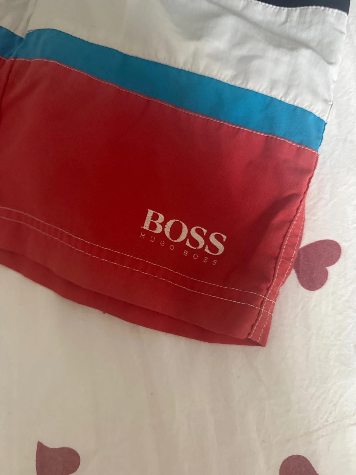 Short de bain – Hugo Boss – taille 10 ans / 140 cm 4
