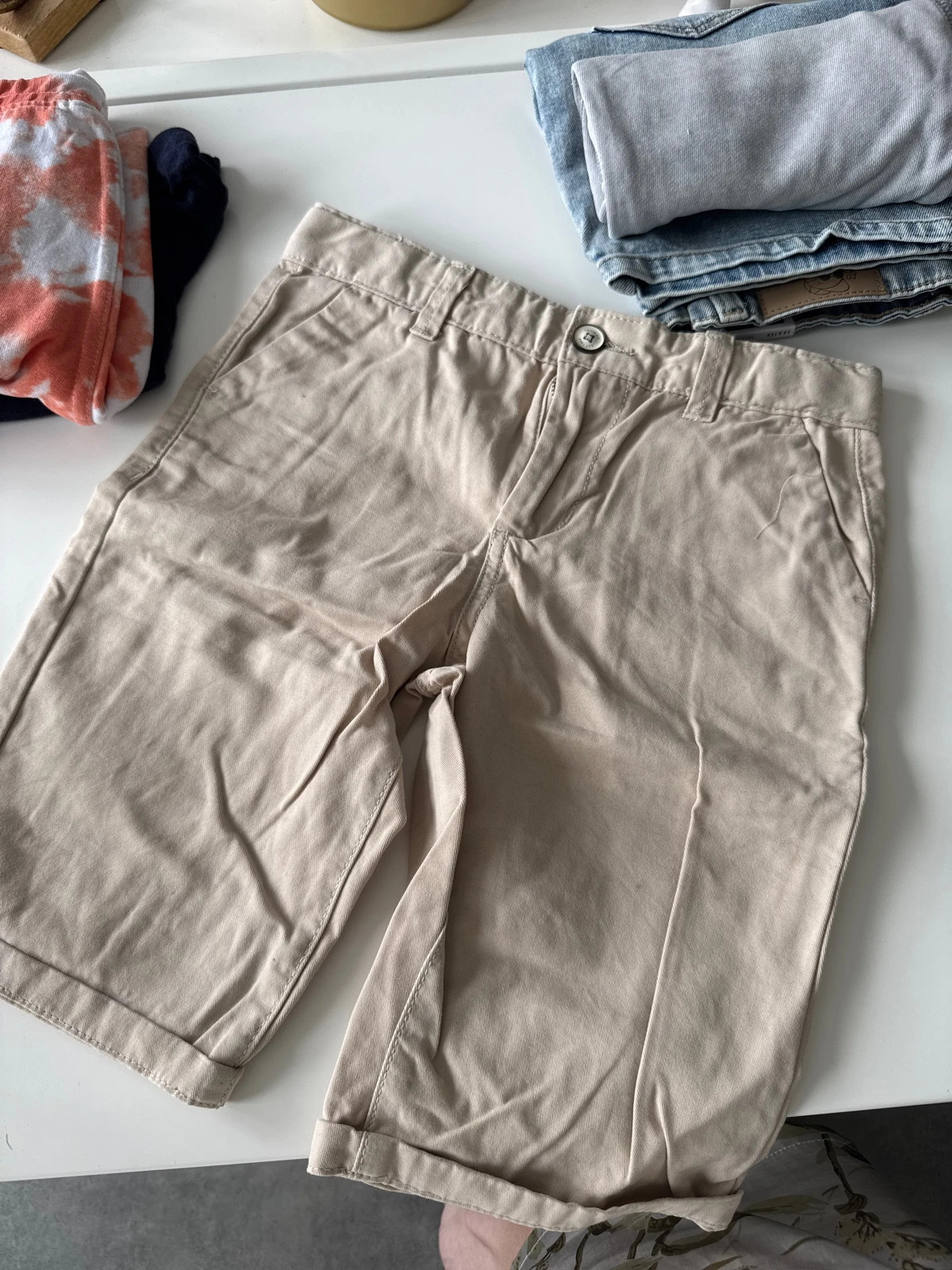 Short beige