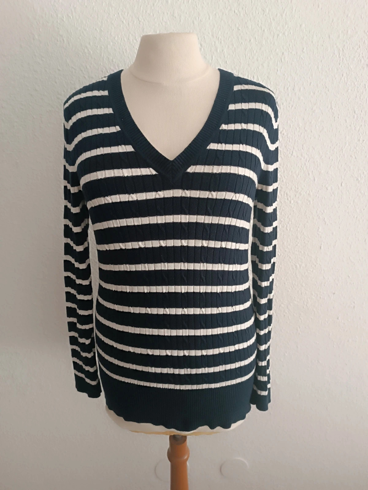 Pull tommy Hilfiger femme taille M – Tommy Hilfiger – taille M / 38 / 10
