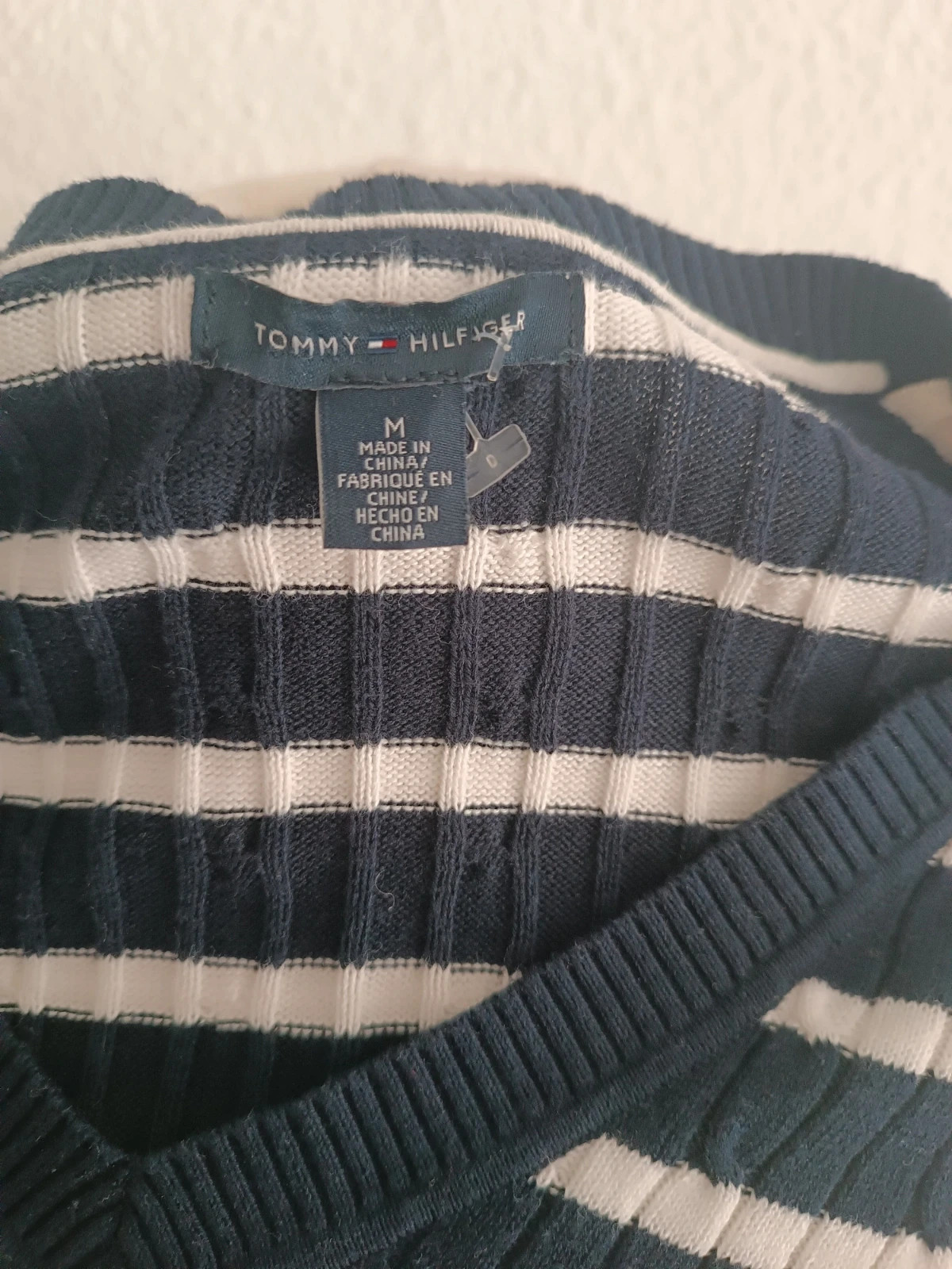 Pull tommy Hilfiger femme taille M – Tommy Hilfiger – taille M / 38 / 10 5
