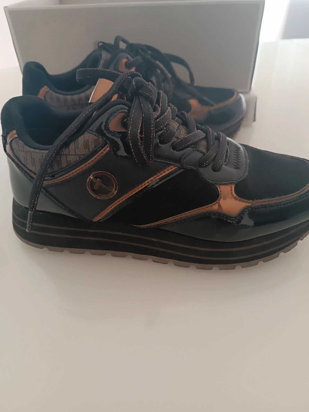 Baskets femme Tamaris taille 39 – Tamaris – taille 39 5