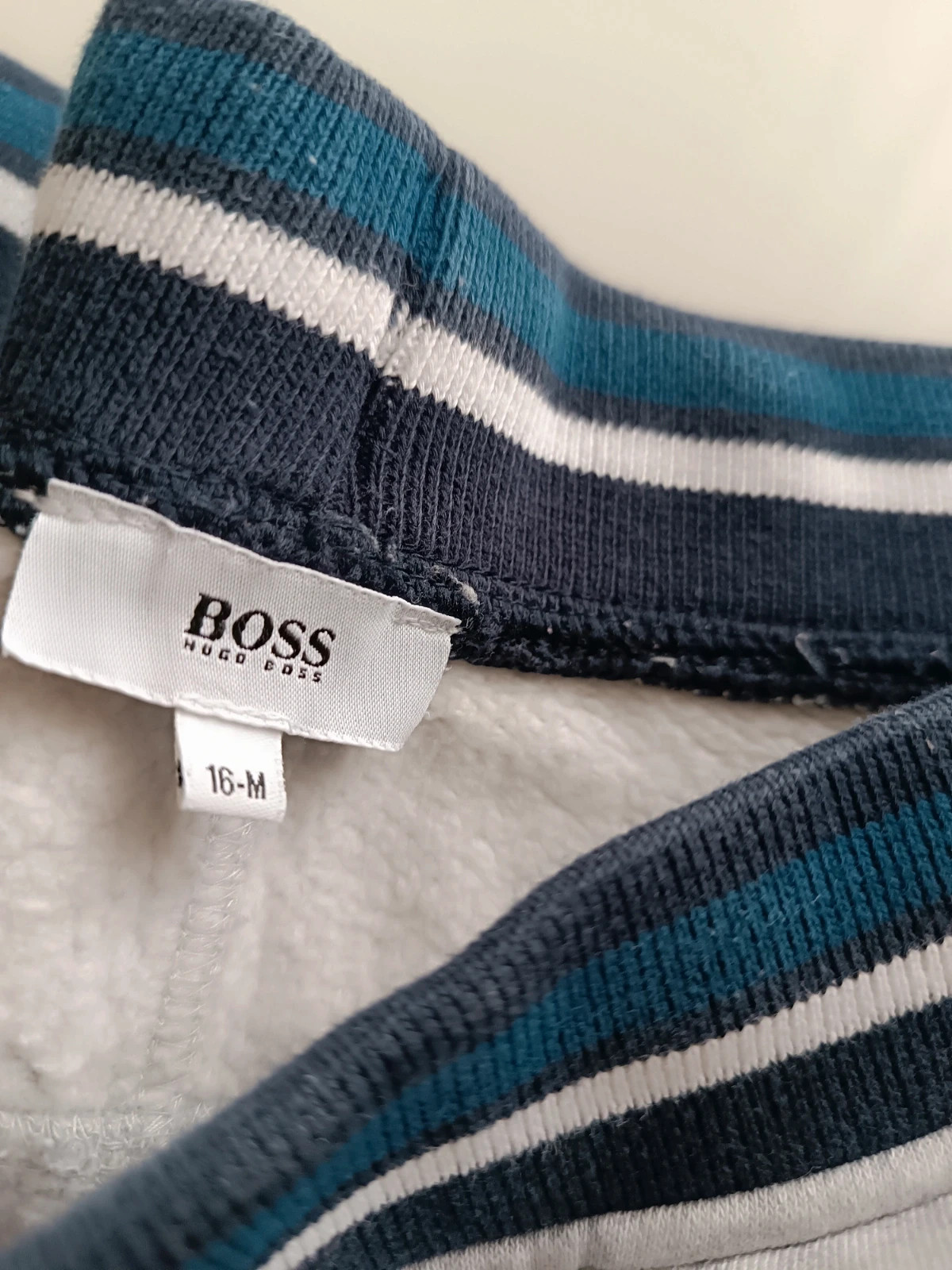 Jogging garçon Hugo Boss – Hugo Boss – taille 16 ans / 176 cm 3