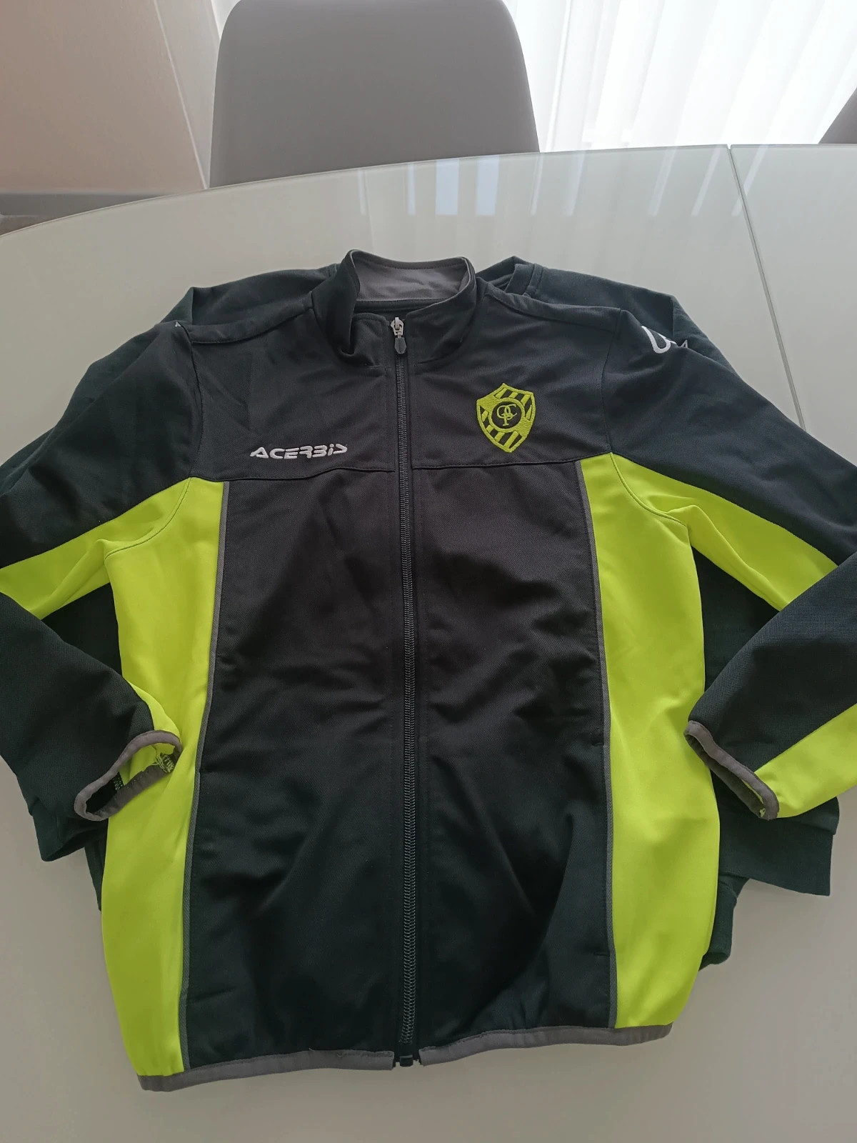 Veste et sweat garçon – Hummel – taille 12 ans / 152 cm 3