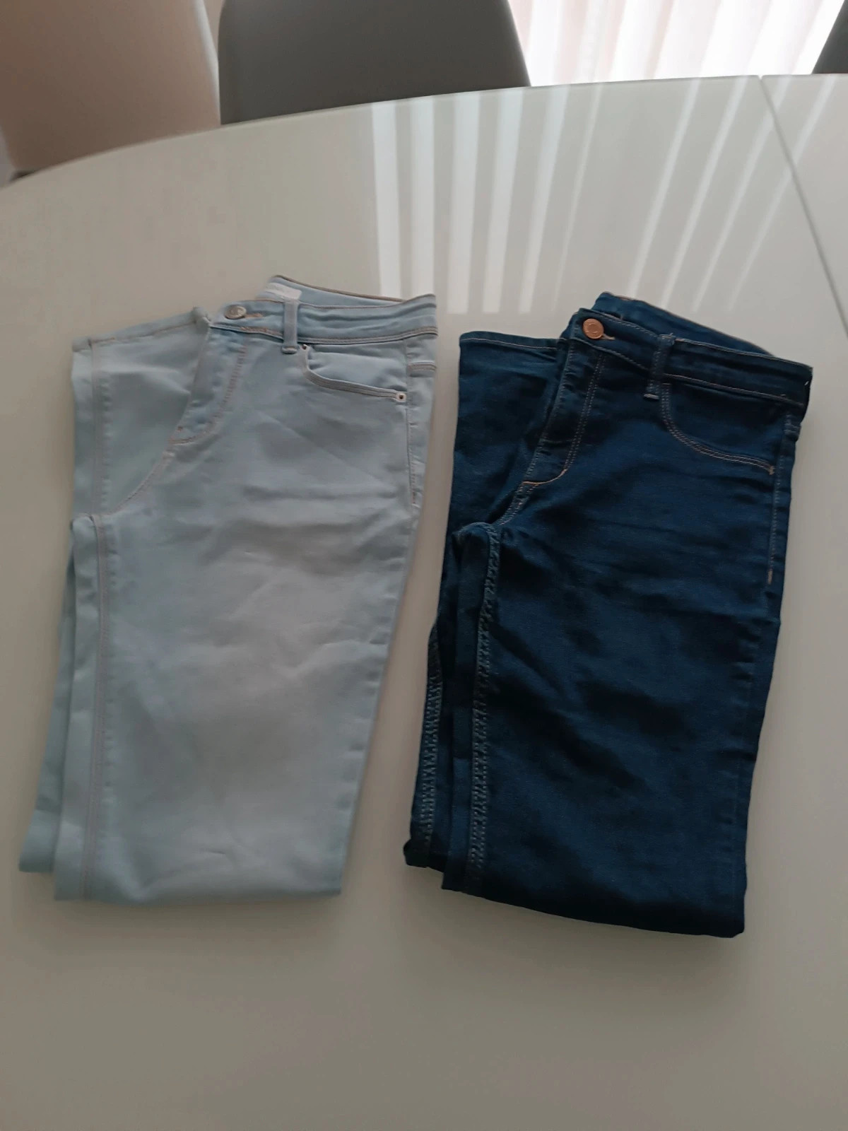 Lot jean fille – Kiabi – taille 12 ans / 152 cm