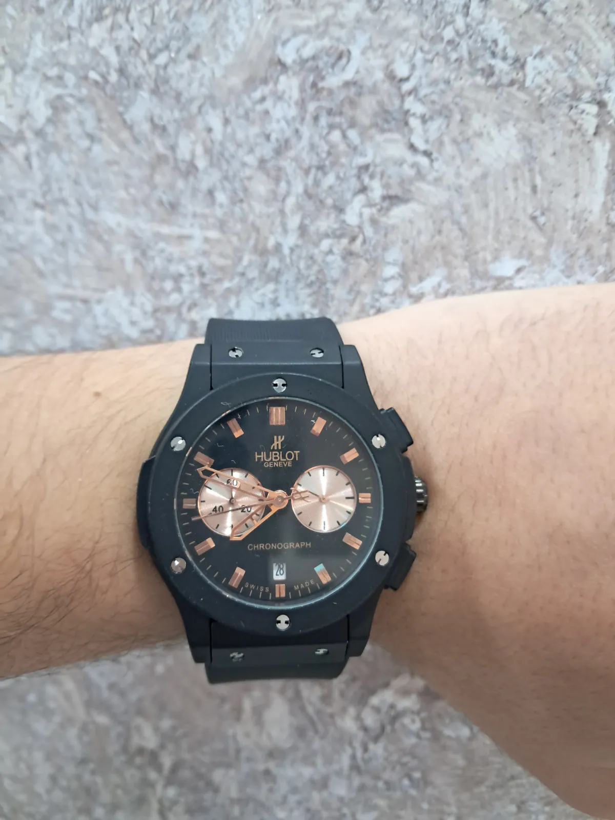Montre chronographe noire Hublot