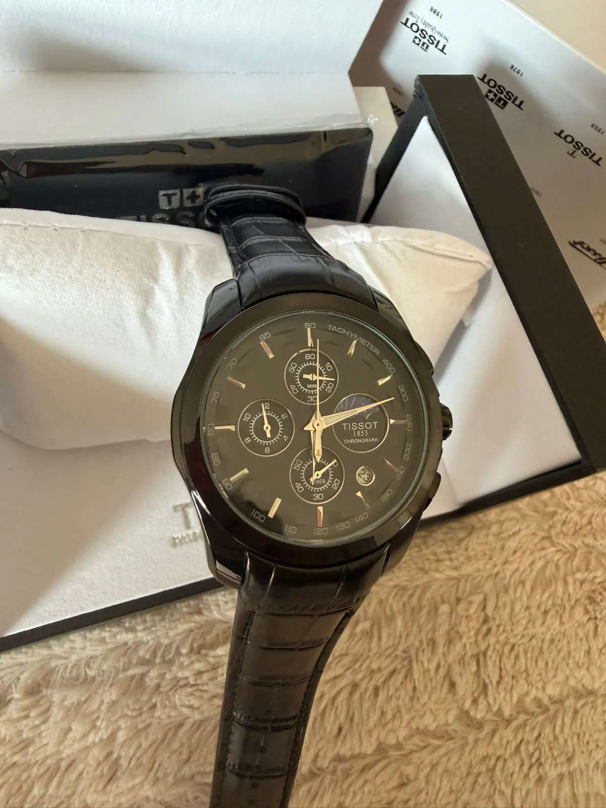 Montre Tissot chronographe noire 6