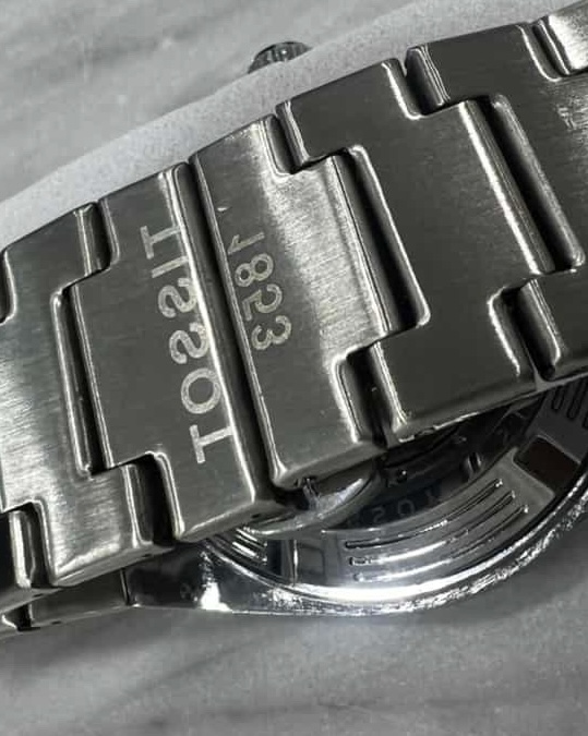 Montre Tissot PRX powermatic 80 noire ne 6
